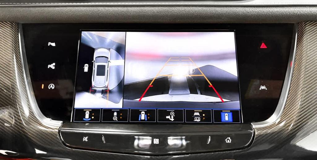 used 2021 Cadillac XT6 car, priced at $28,746