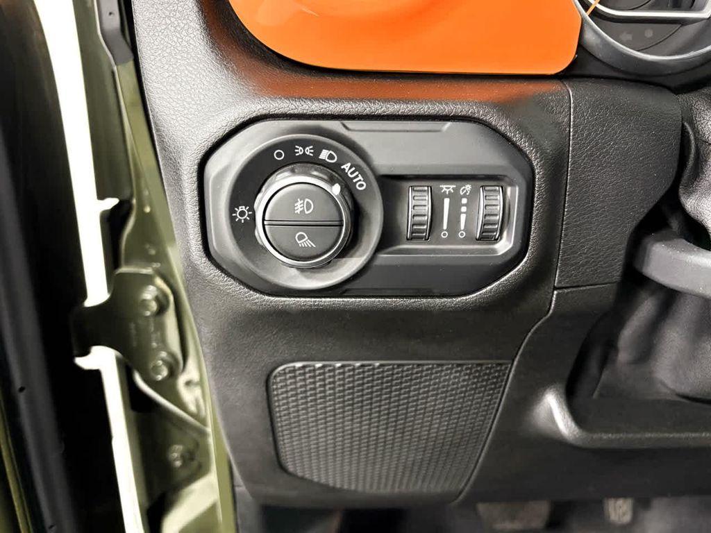 used 2021 Jeep Gladiator car, priced at $28,998