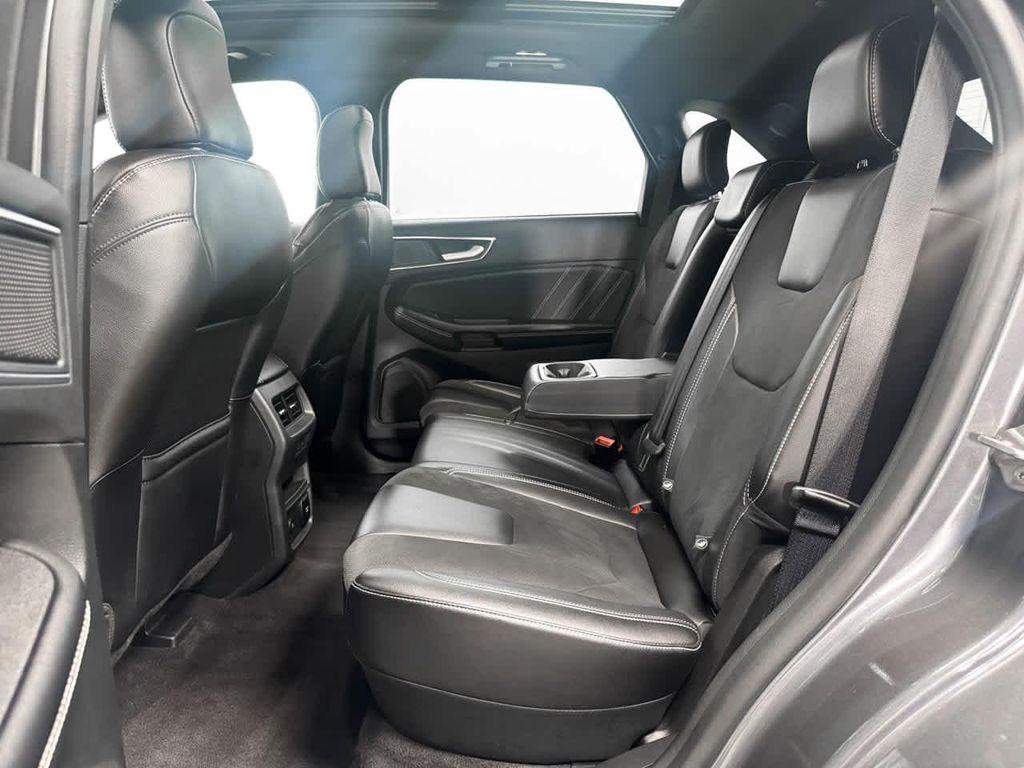 used 2024 Ford Edge car, priced at $32,995