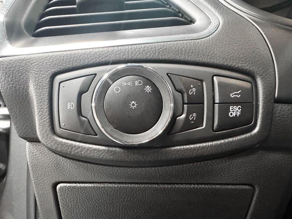 used 2024 Ford Edge car, priced at $32,995