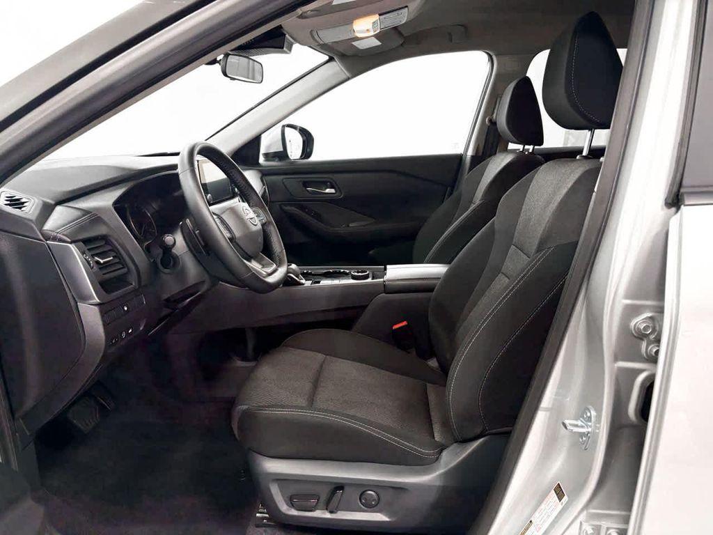 used 2025 Nissan Rogue car, priced at $24,998