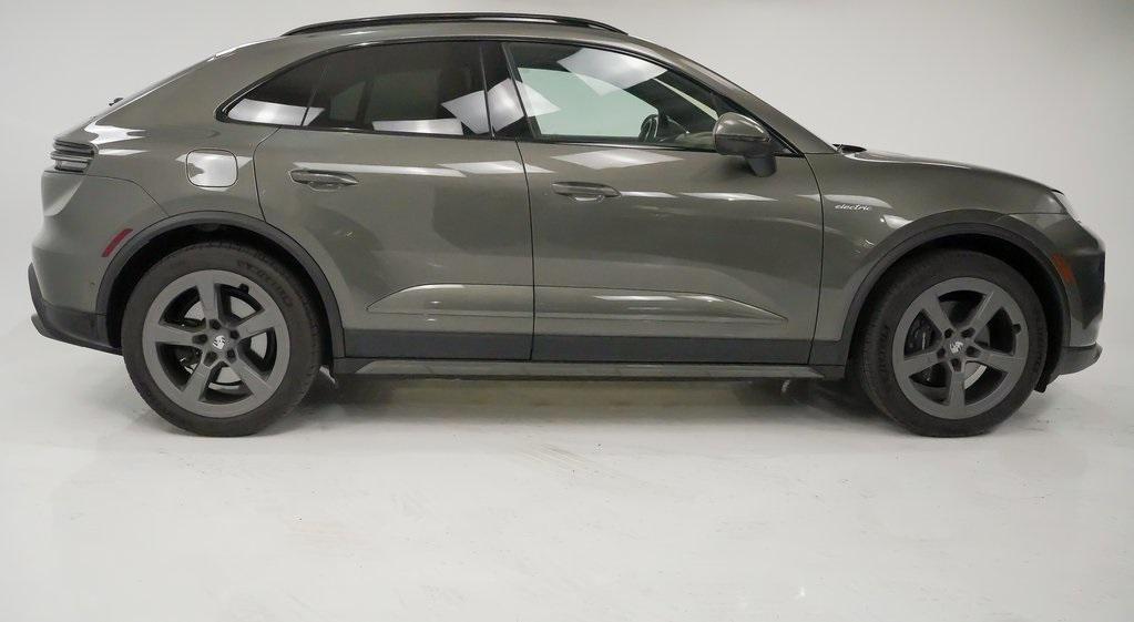 new 2024 Porsche Macan car, priced at $101,390