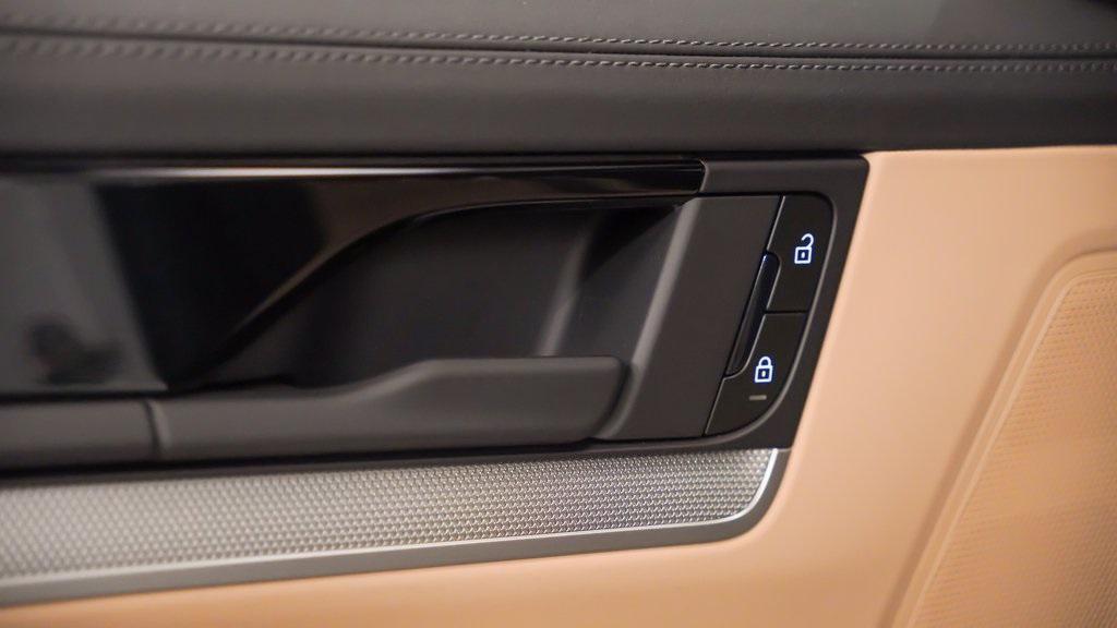new 2025 Porsche Cayenne car, priced at $126,795