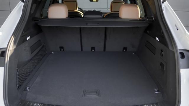 used 2025 Porsche Cayenne E-Hybrid car, priced at $119,991