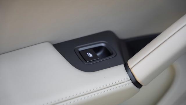 used 2025 Porsche Cayenne E-Hybrid car, priced at $119,991