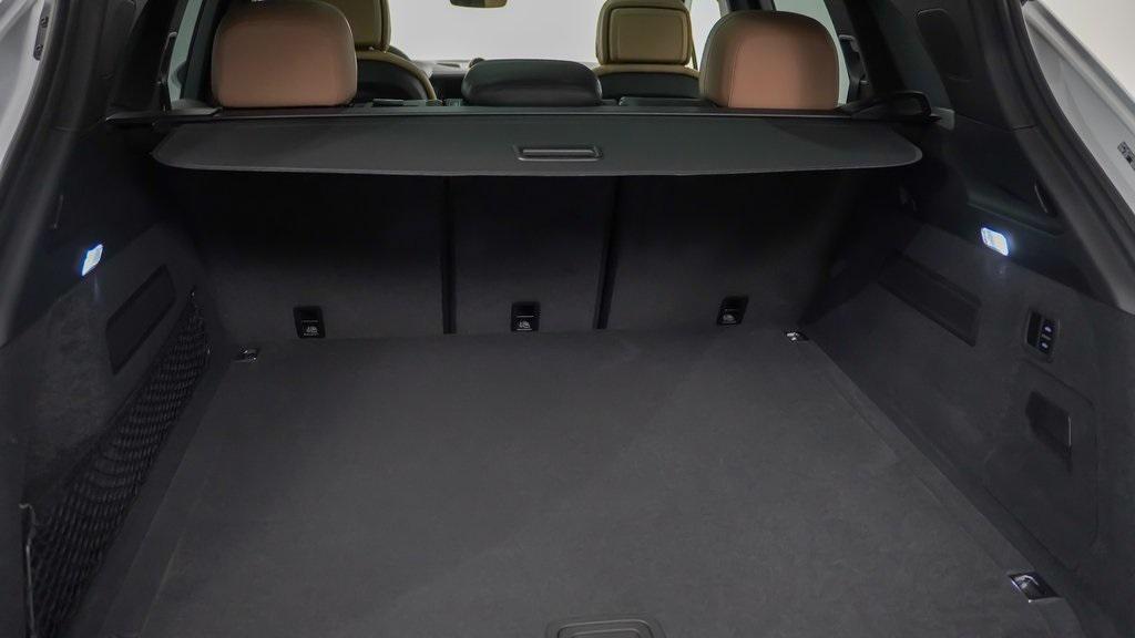 new 2025 Porsche Cayenne car, priced at $126,795