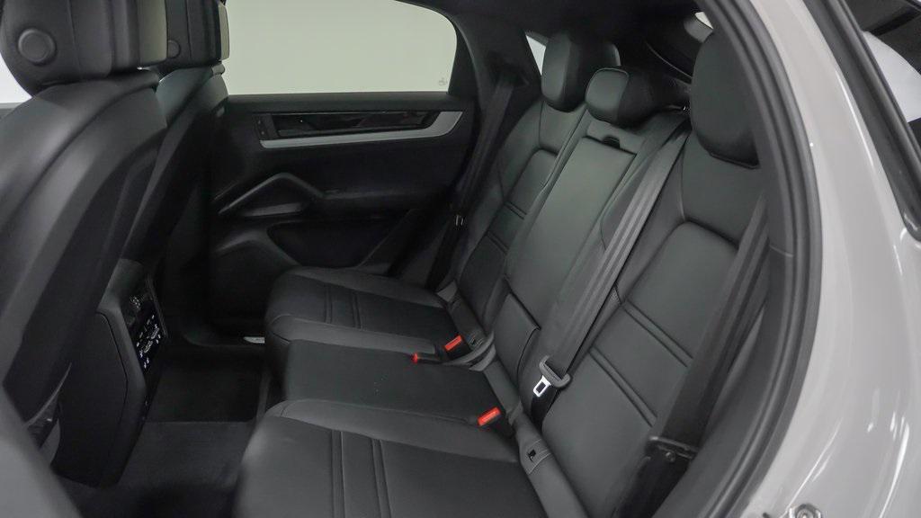 new 2025 Porsche Cayenne car, priced at $109,935