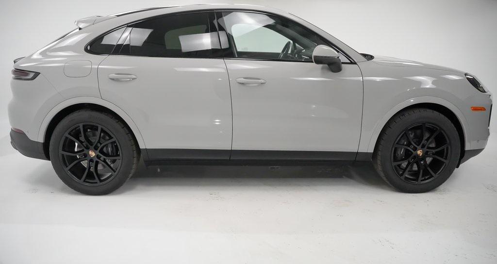 new 2025 Porsche Cayenne car, priced at $109,935