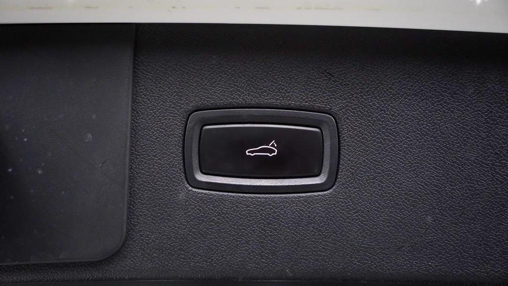 used 2019 Porsche Cayenne car, priced at $60,991