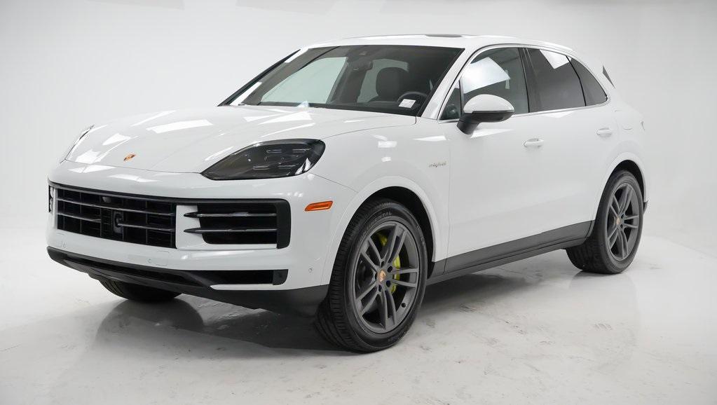 used 2024 Porsche Cayenne car, priced at $95,504