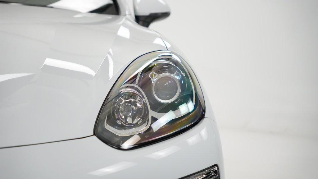 used 2015 Porsche Cayenne car, priced at $23,991
