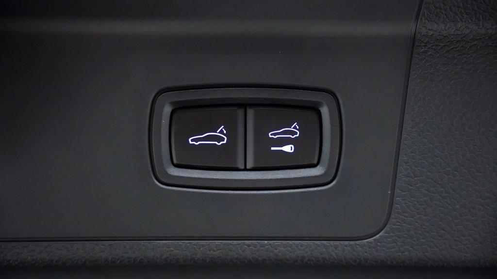 used 2025 Porsche Panamera car, priced at $108,900