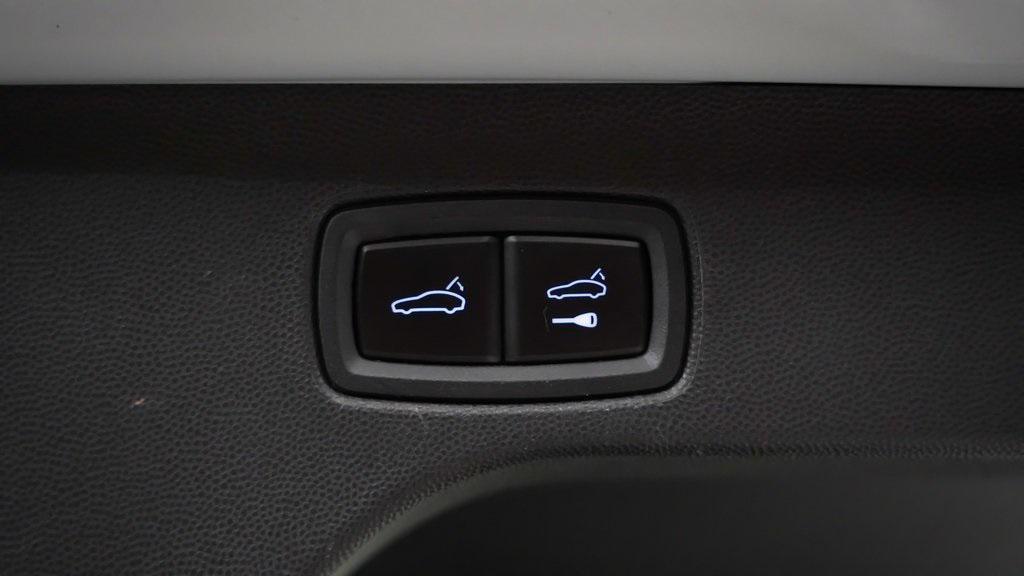 used 2025 Porsche Macan car, priced at $88,791