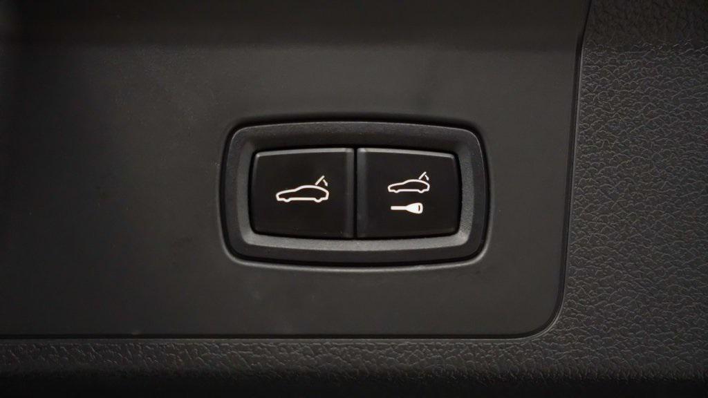 used 2025 Porsche Panamera car, priced at $116,125