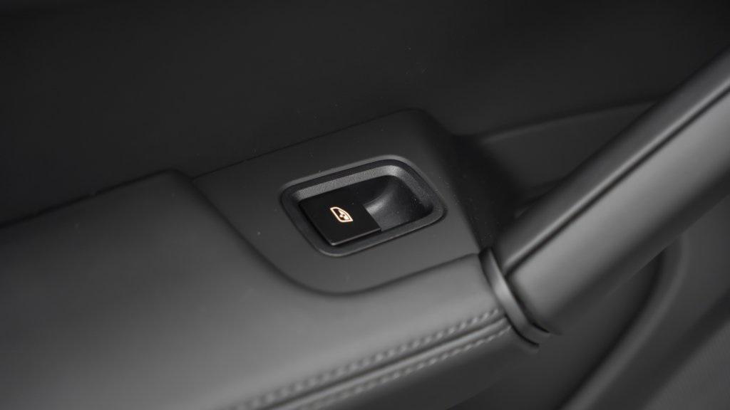 new 2025 Porsche Cayenne car, priced at $134,085