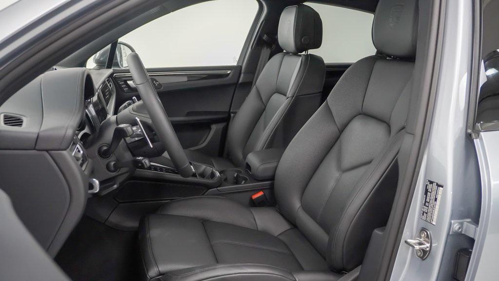 new 2025 Porsche Macan car, priced at $77,685