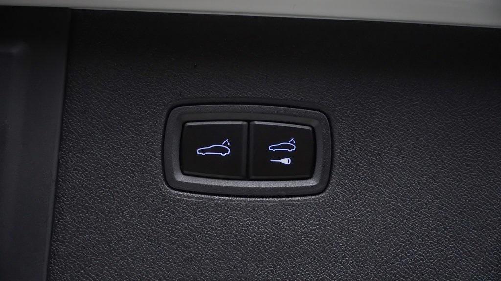 new 2026 Porsche Cayenne car, priced at $110,830