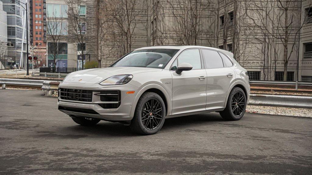 new 2025 Porsche Cayenne car, priced at $129,585