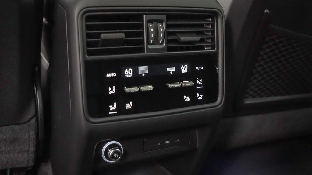 new 2025 Porsche Cayenne car, priced at $110,445