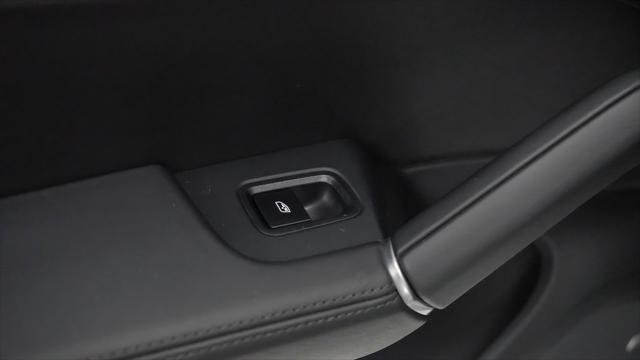 used 2022 Porsche Cayenne E-Hybrid car, priced at $73,990