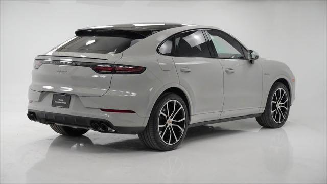 used 2022 Porsche Cayenne E-Hybrid car, priced at $73,990