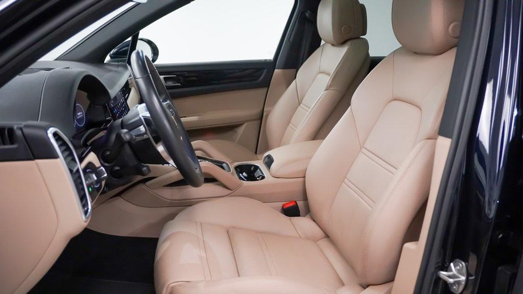 used 2023 Porsche Cayenne car, priced at $67,900