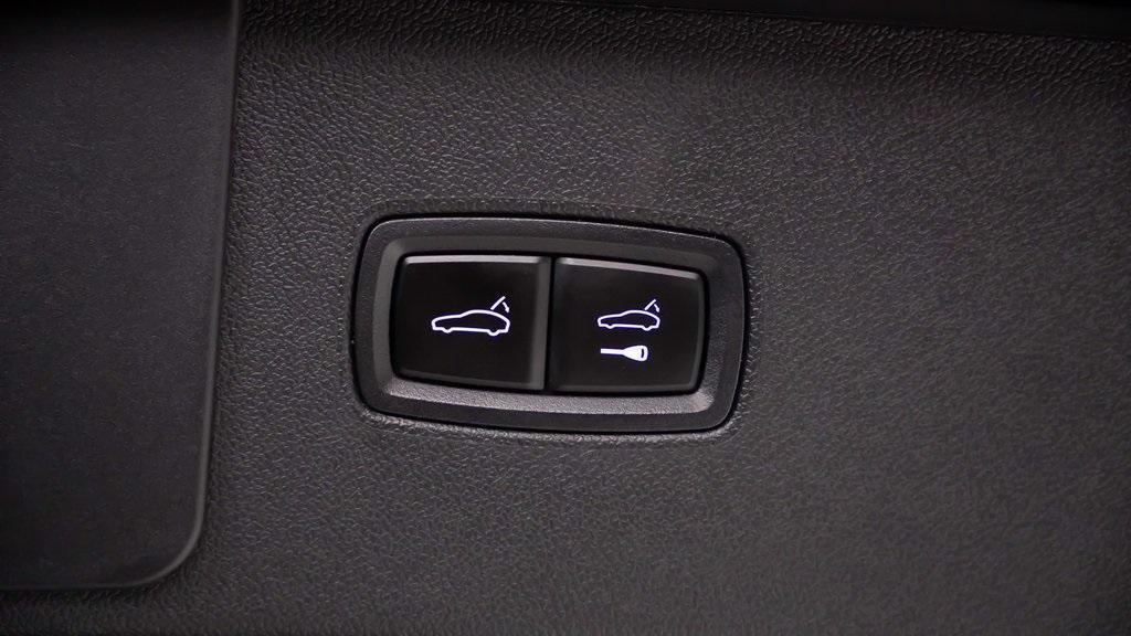 used 2023 Porsche Cayenne car, priced at $67,900