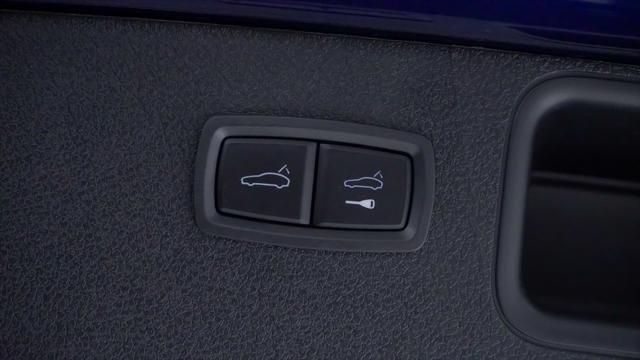 used 2025 Porsche Macan car, priced at $68,895
