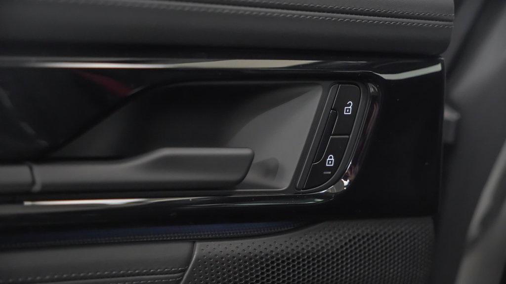 new 2025 Porsche Panamera car, priced at $150,995