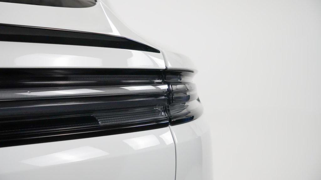 new 2025 Porsche Cayenne car, priced at $116,425