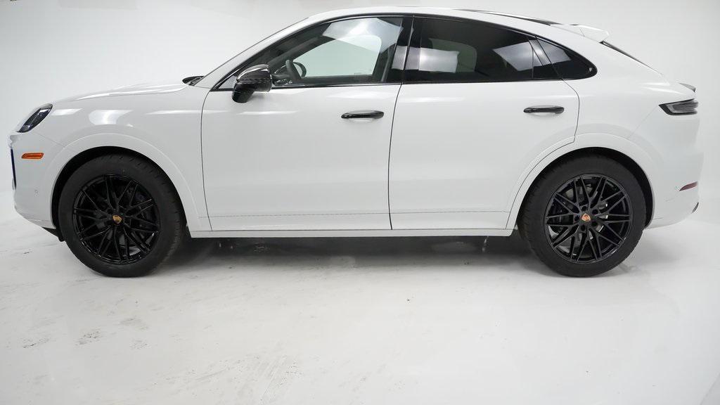 new 2025 Porsche Cayenne car, priced at $116,425