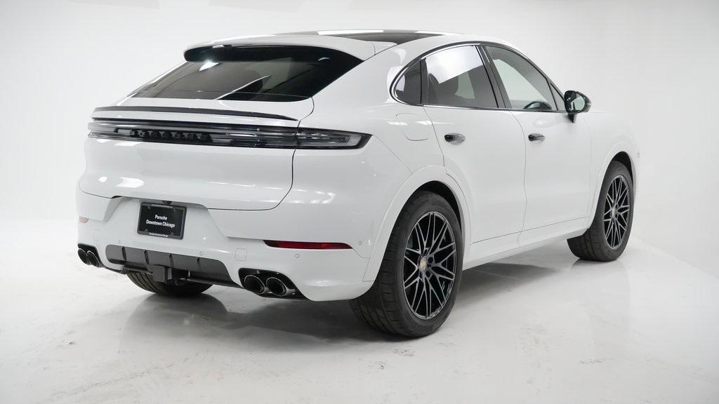 new 2025 Porsche Cayenne car, priced at $116,425