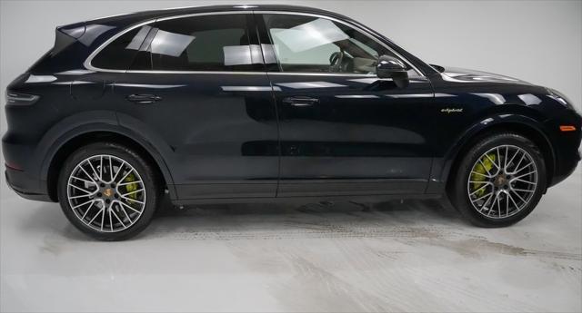 used 2023 Porsche Cayenne E-Hybrid car