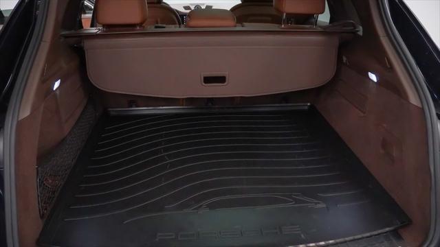 used 2023 Porsche Cayenne E-Hybrid car