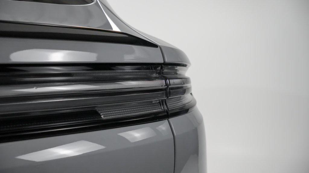 new 2025 Porsche Cayenne car, priced at $111,475