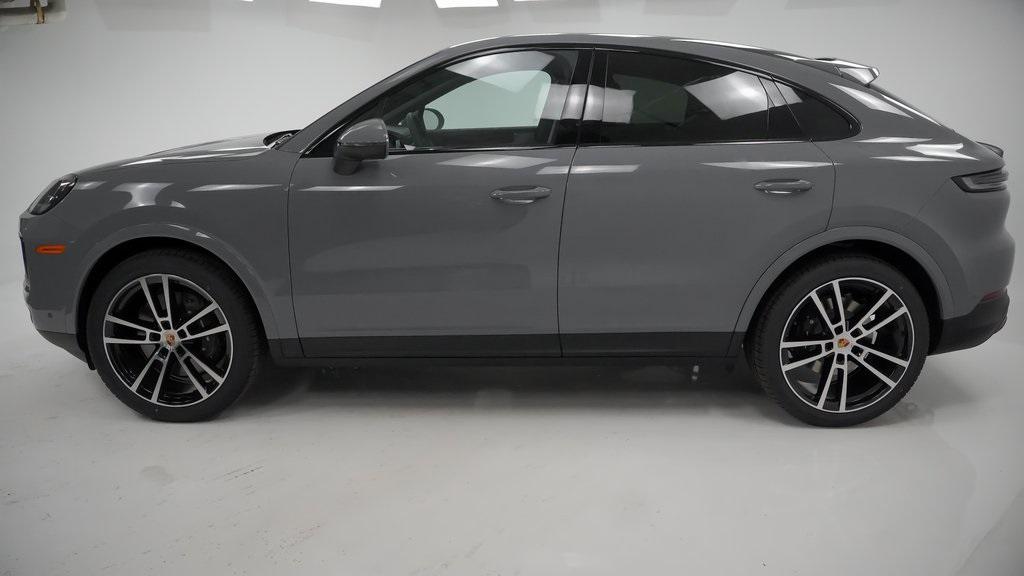 new 2025 Porsche Cayenne car, priced at $111,475