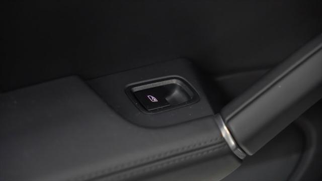 used 2022 Porsche Cayenne car, priced at $71,900