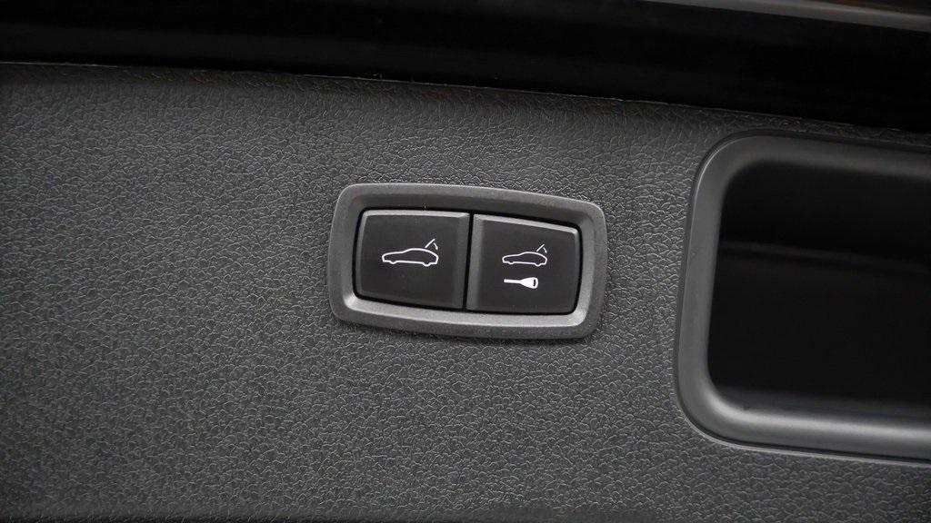 new 2025 Porsche Macan car, priced at $77,415