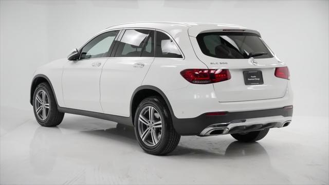 used 2021 Mercedes-Benz GLC 300 car, priced at $26,900