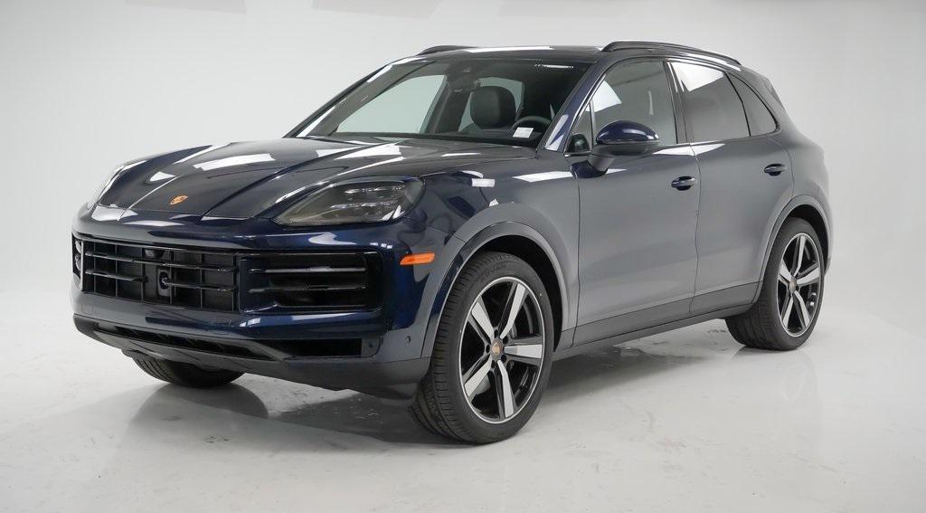 new 2025 Porsche Cayenne car, priced at $106,825