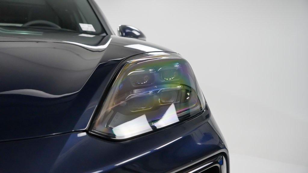 new 2025 Porsche Cayenne car, priced at $106,825