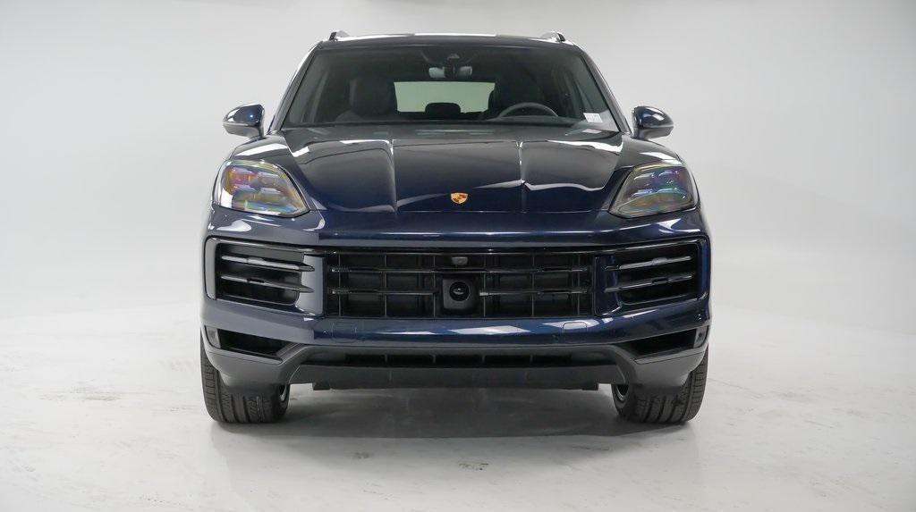 new 2025 Porsche Cayenne car, priced at $106,825