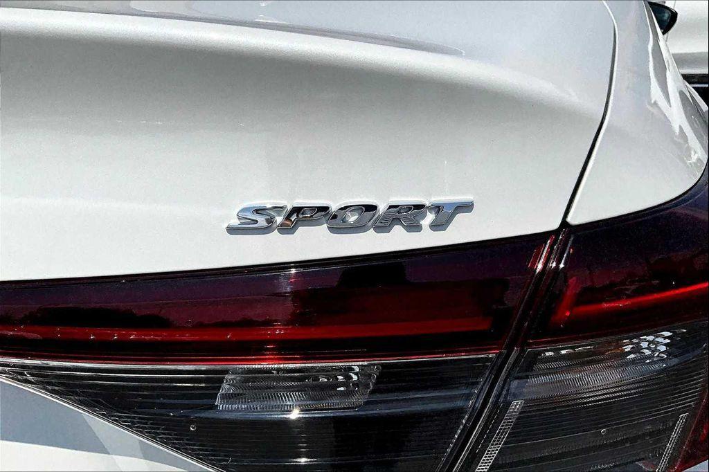 used 2025 Honda Civic Hybrid car, priced at $27,235