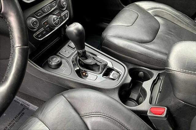 used 2020 Jeep Cherokee car, priced at $19,342