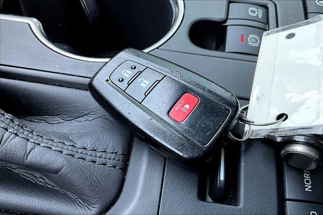 used 2020 Toyota Highlander car, priced at $32,530