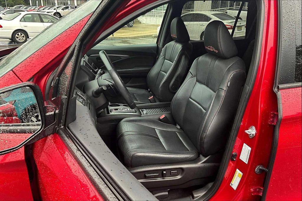 used 2023 Honda Passport car, priced at $33,157