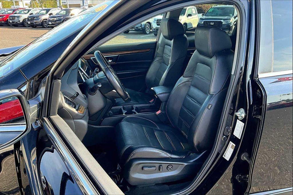 used 2017 Honda CR-V car, priced at $19,298