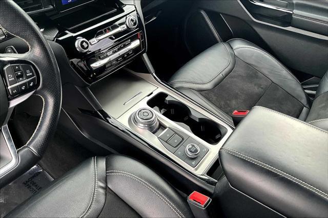 used 2022 Ford Explorer car, priced at $40,182
