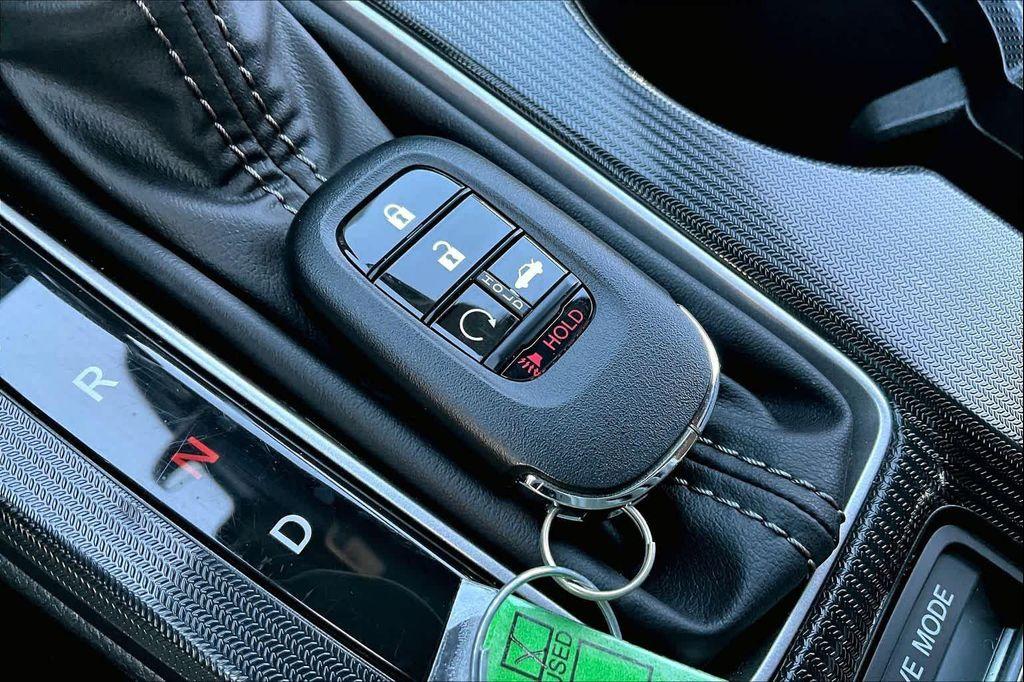 used 2025 Honda Civic Hybrid car, priced at $30,886