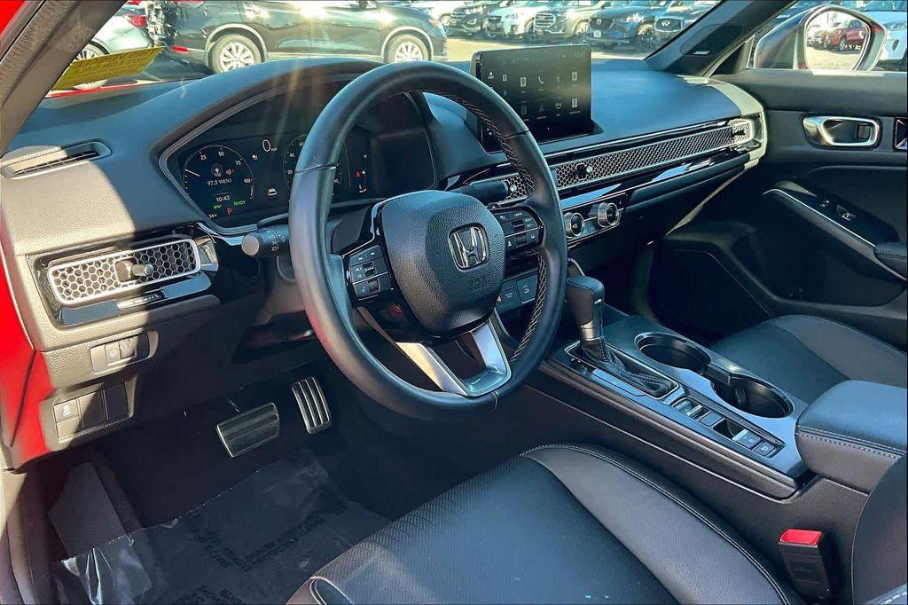 used 2025 Honda Civic Hybrid car, priced at $30,886
